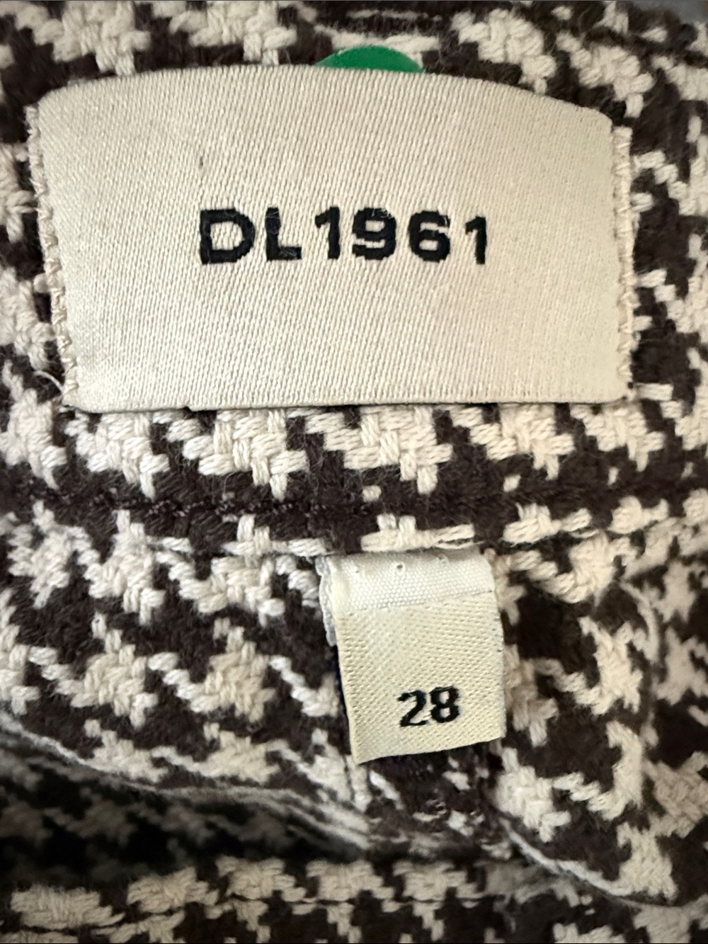 DL1961 Desi Boot Houndstooth Cotton Wide Leg Pants Sz 28 - Picture 8 of 10